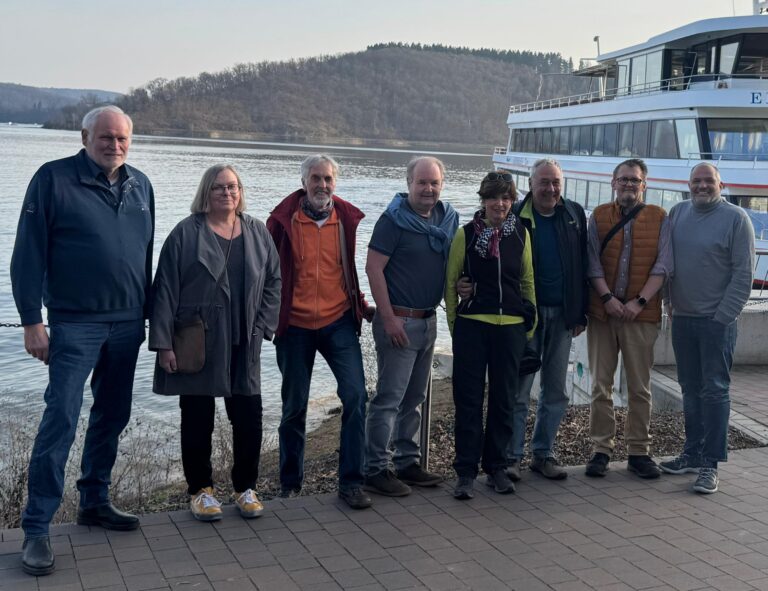 Grüne Waldeck informieren sich über zukunftsweisende Projekte am Edersee